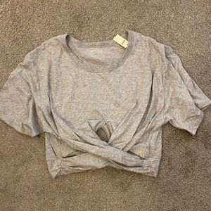 Women’s - Aerie - size XL - gray crossover front cropped top - NWT
